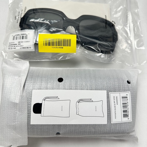 NWT - Gucci Black Minimal Square Sunglasses w/Logo - Picture 12 of 14